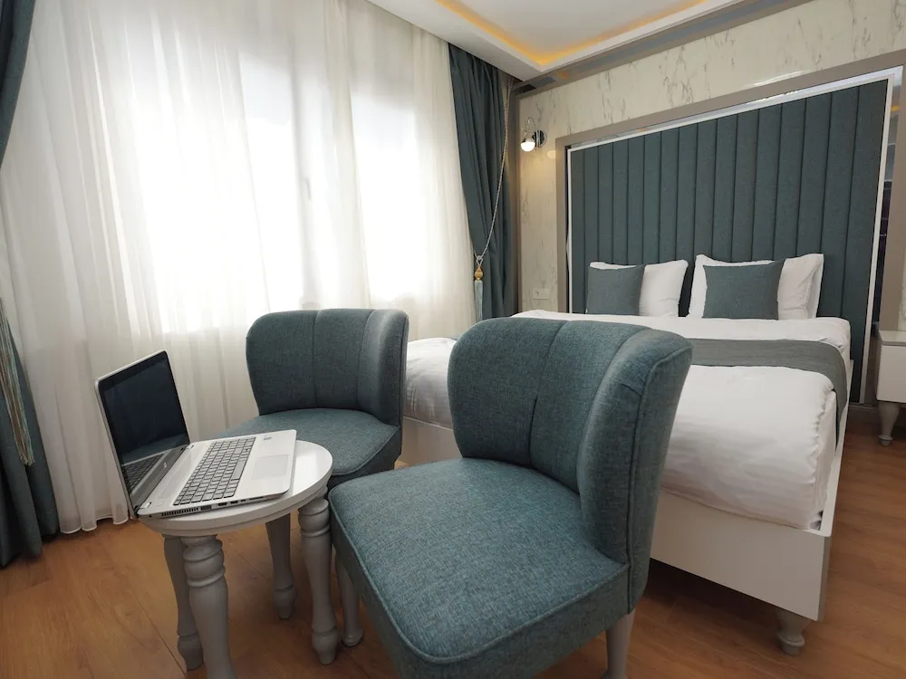 Deluxe Stüdyo Süit