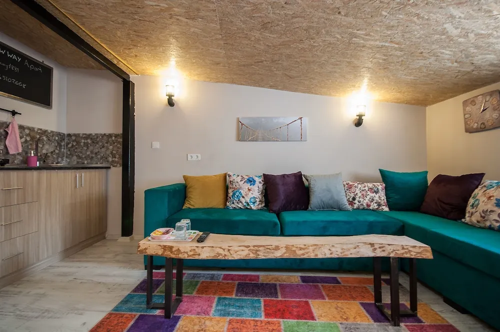 Çatı Katı Süiti (Penthouse)