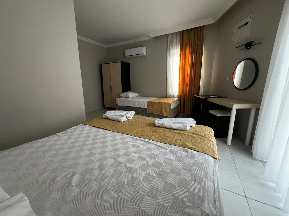 Standard Tek Büyük veya İki Ayrı Yataklı Oda