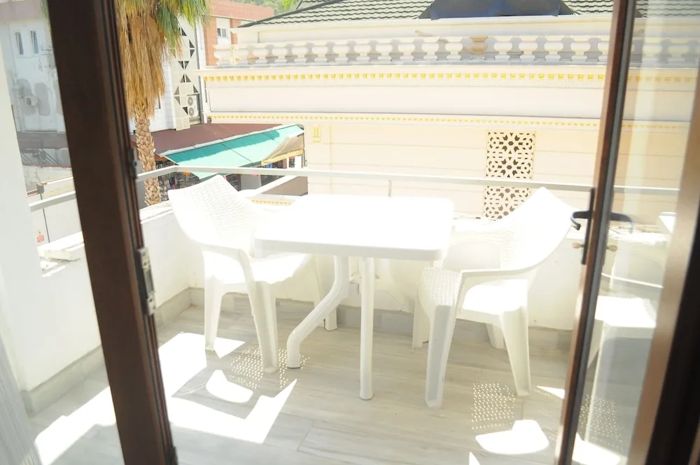 Deluxe Oda, 1 Yatak Odası, Balkon