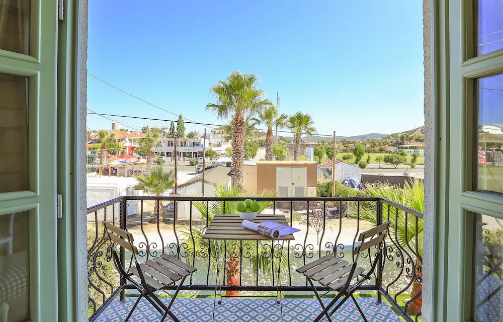 Superior Oda, Balkon, Bahçe Manzaralı