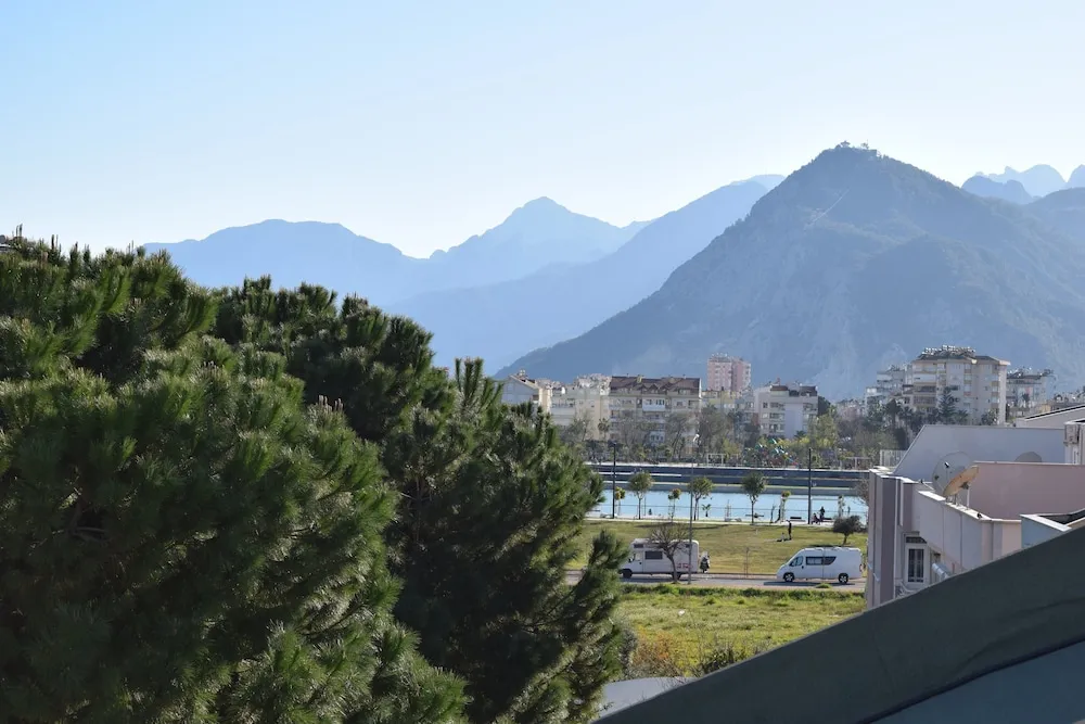 Studio Apartment with Sea View