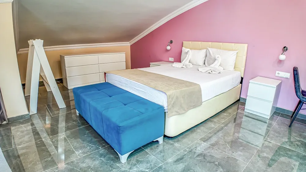 Studio Apartment with Sea View