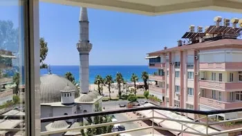 Cleopatra Ada Apart Hotel