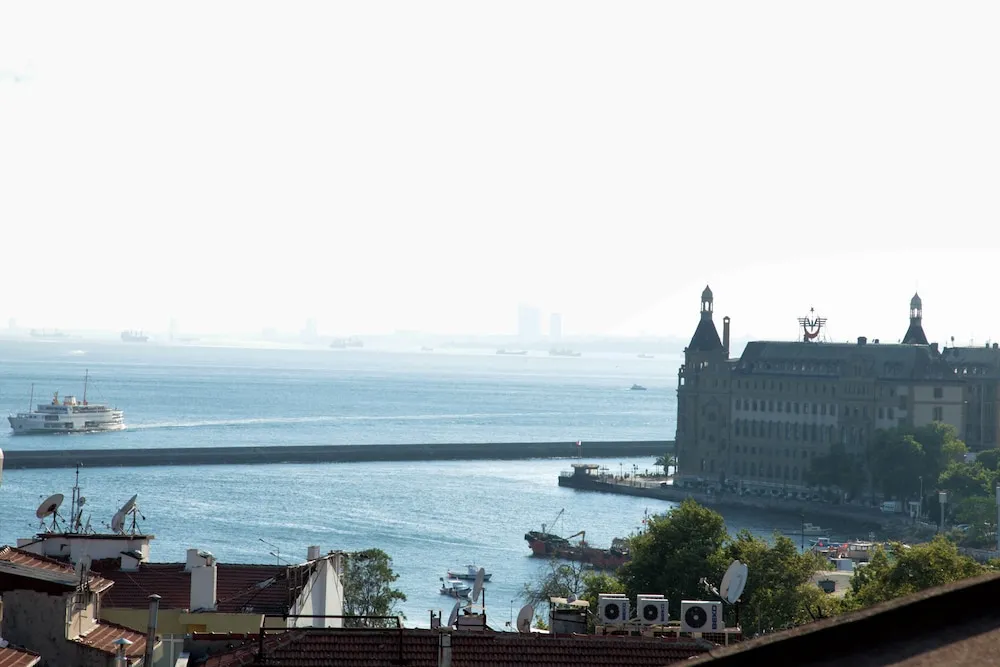 Çatı Katı Süiti (Penthouse)