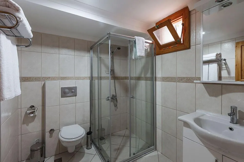 Deluxe Üç Kişilik Oda