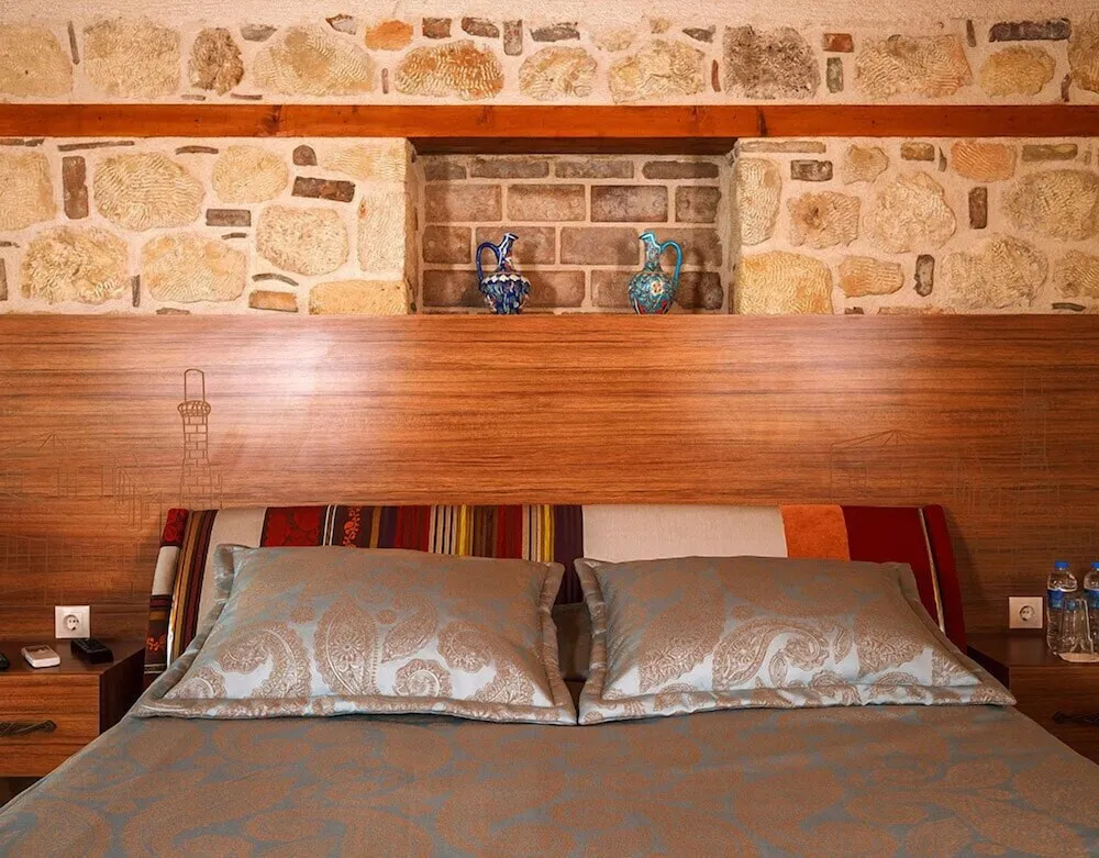 Tek Büyük Yataklı Oda