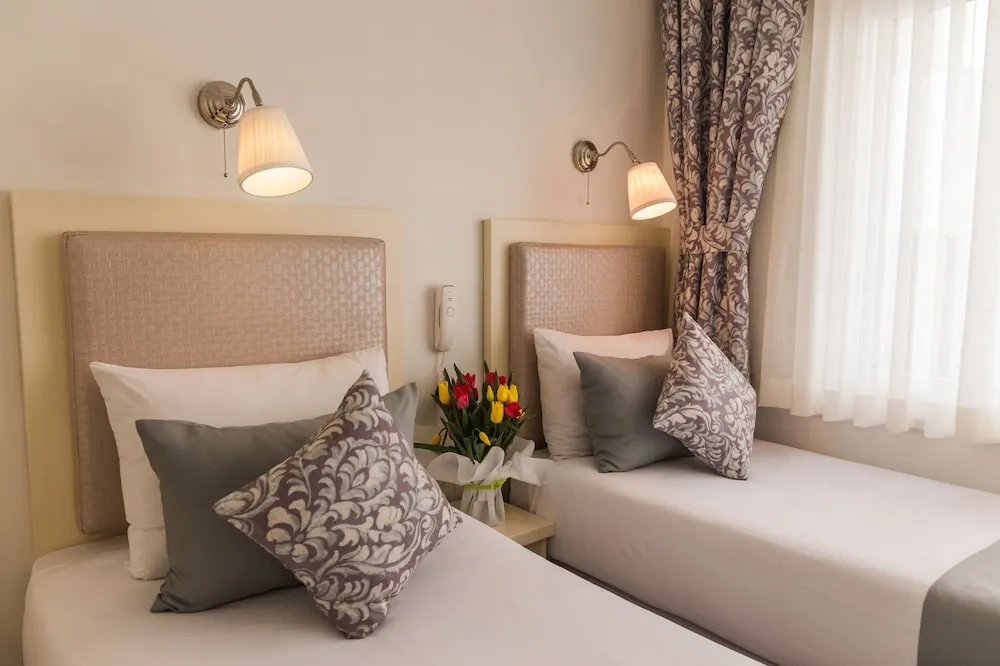 Standard Tek Büyük Yataklı Oda, Şehir Manzaralı