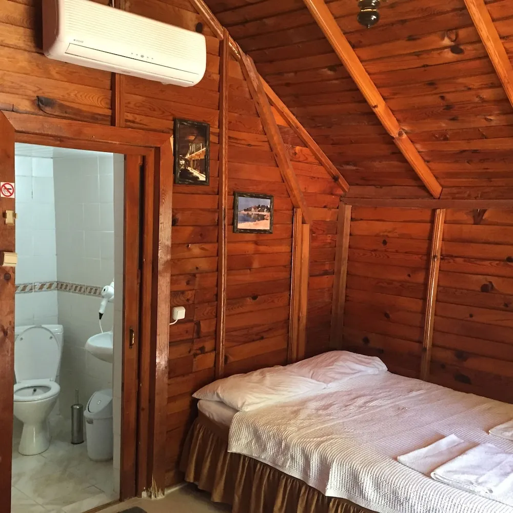 Bungalov (Triple)