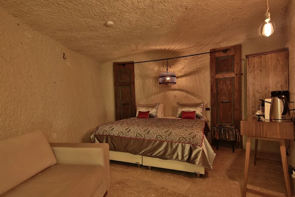 Honeymoon Süit, 1 En Büyük (King) Boy Yatak ve Çekyat