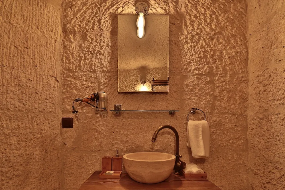 Honeymoon Süit, 1 En Büyük (King) Boy Yatak ve Çekyat