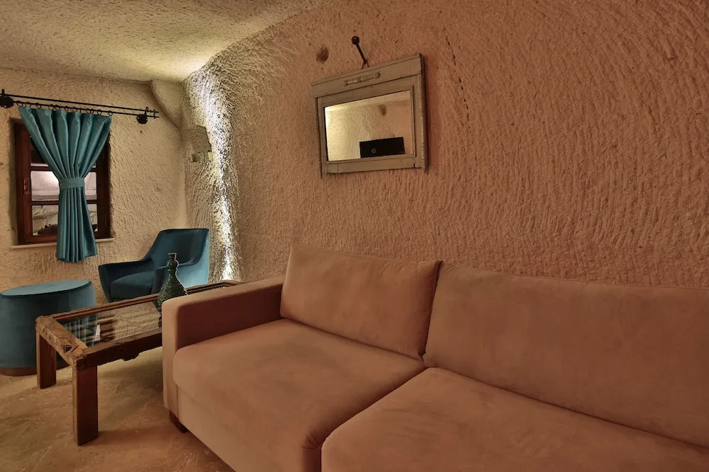 Honeymoon Süit, 1 En Büyük (King) Boy Yatak ve Çekyat