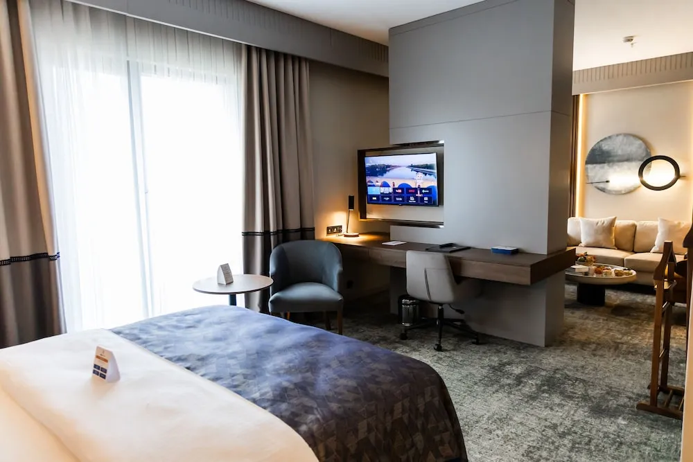 Luxury Tek Büyük Yataklı Oda