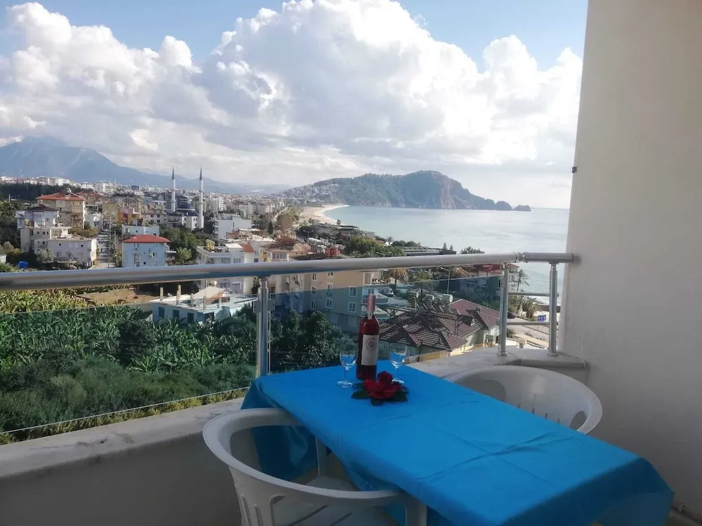 Standart Iki Kisilik Oda, 2 Tek Kisilik Yatak, Kismi Deniz Manzarali