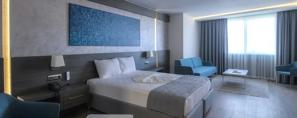 Deluxe Tek Büyük Yataklı Oda