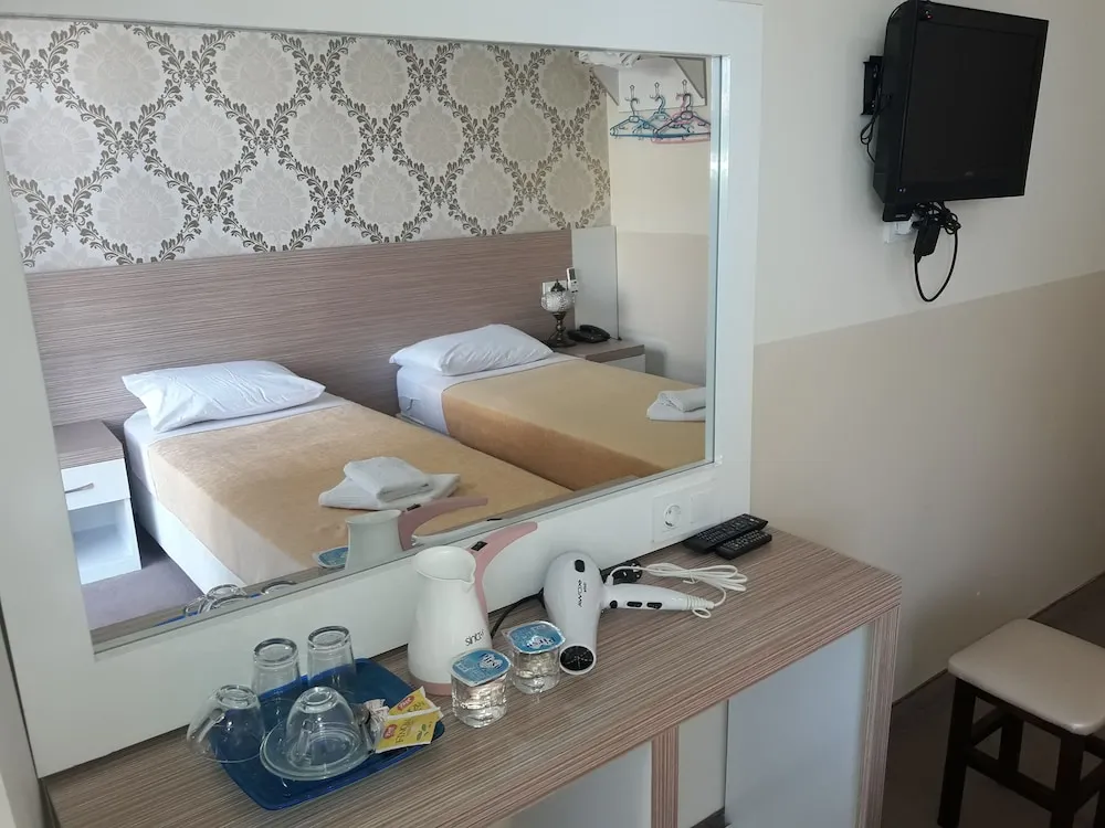 Standard İki Ayrı Yataklı Oda, 2 Tek Kişilik Yatak, Balkon, Bahçe Manzaralı