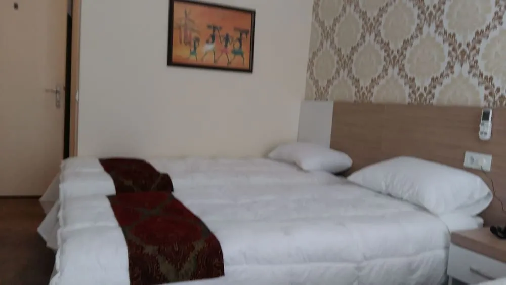 Standard İki Ayrı Yataklı Oda, 2 Tek Kişilik Yatak, Balkon, Bahçe Manzaralı