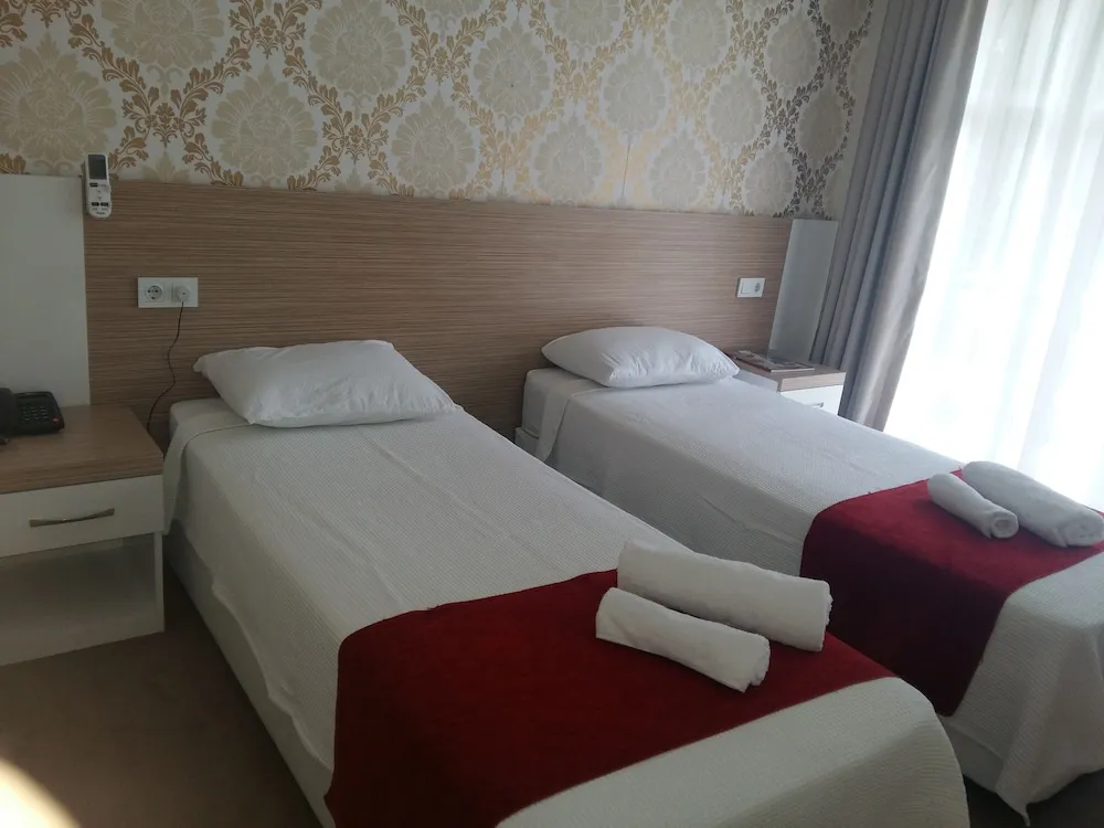 Standard İki Ayrı Yataklı Oda, 2 Tek Kişilik Yatak, Balkon, Bahçe Manzaralı