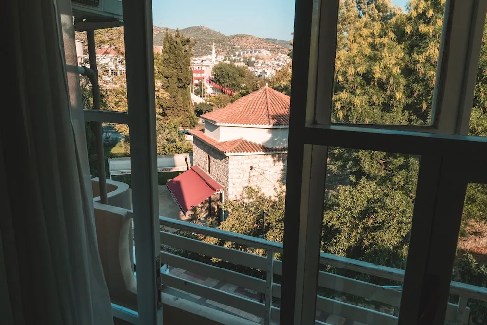 Standard Üç Kişilik Oda
