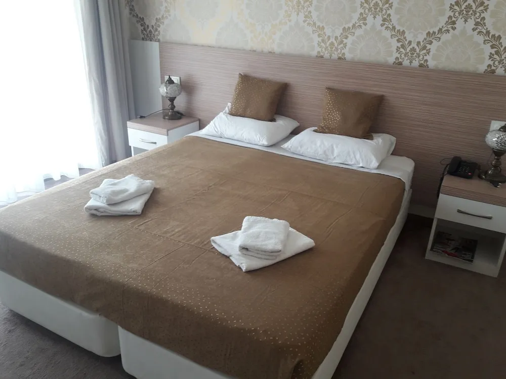 Standard Tek Büyük veya İki Ayrı Yataklı Oda, Balkon, Şehir Manzaralı