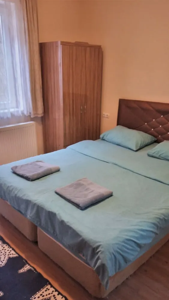 Economy Tek Büyük Yataklı Oda