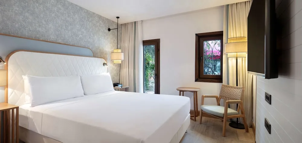 King Executive Junior Suite