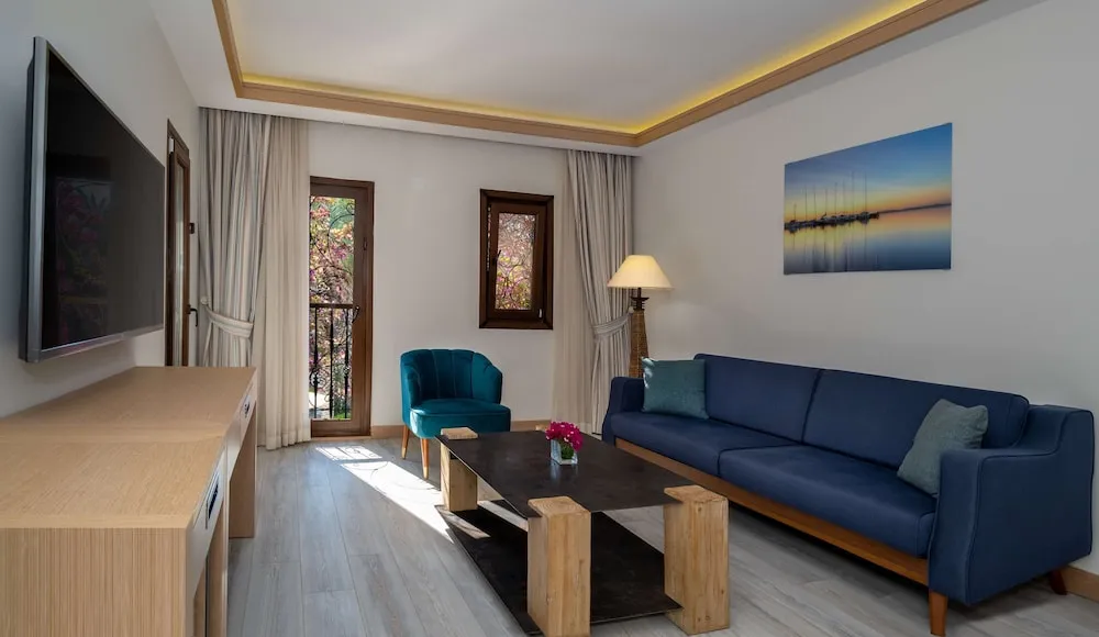 Queen Two Bedroom Suite
