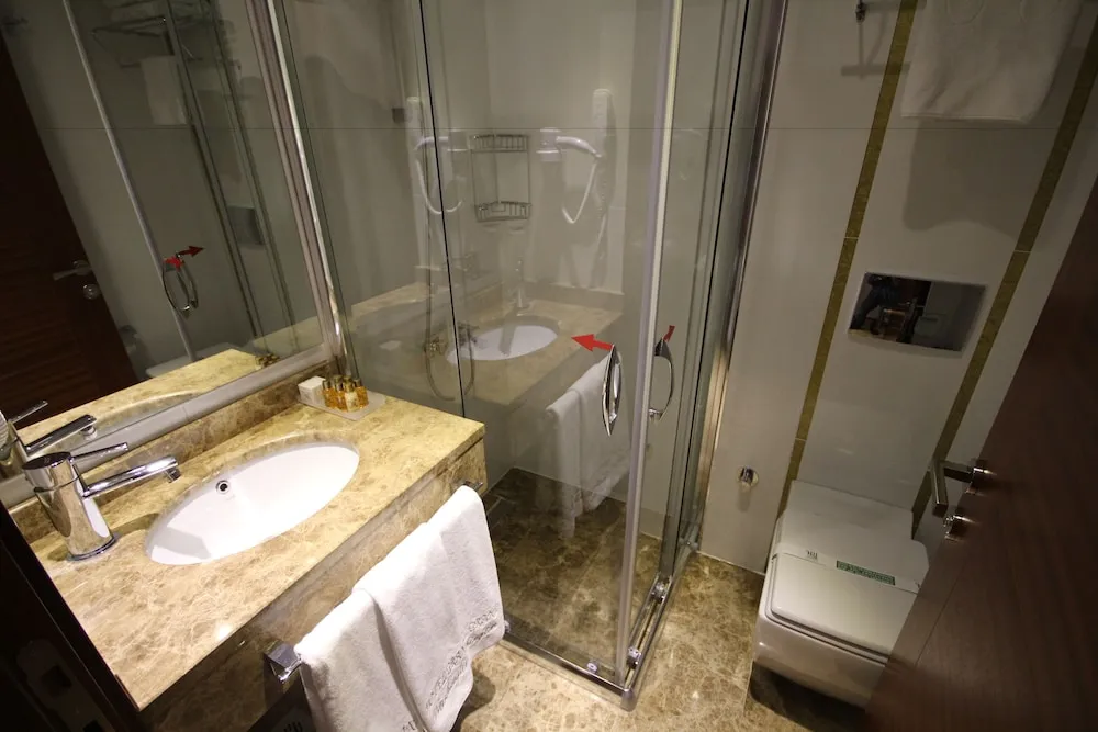 Connecting Family Rooms