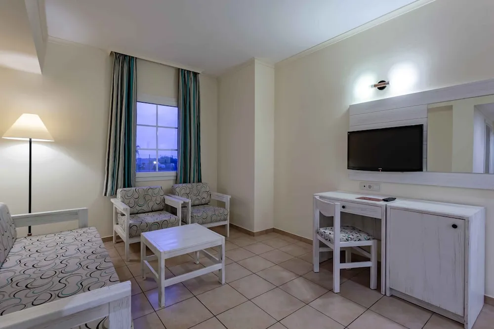 Family Club Suite