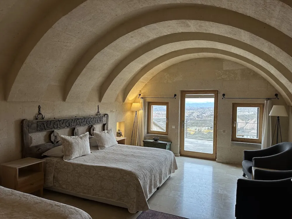 Deluxe Triple Suite