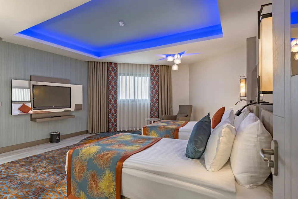 Duplex Family Room Sea View