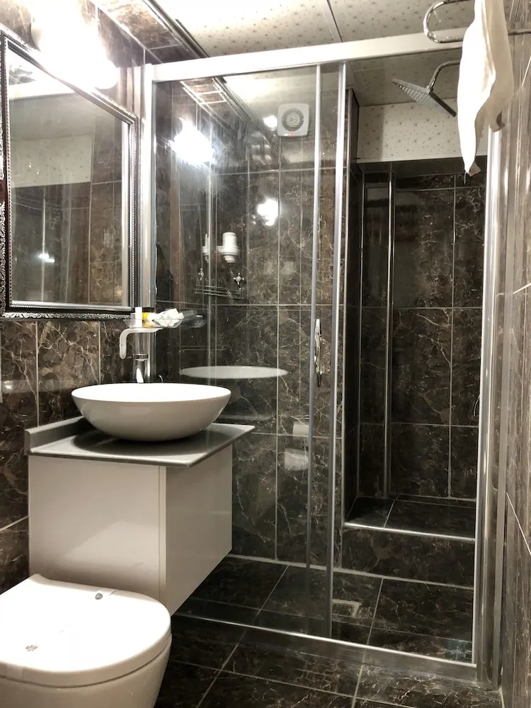 Standard Çatı Katı (Loft), 1 Çift Kişilik Yatak, Şehir Manzaralı