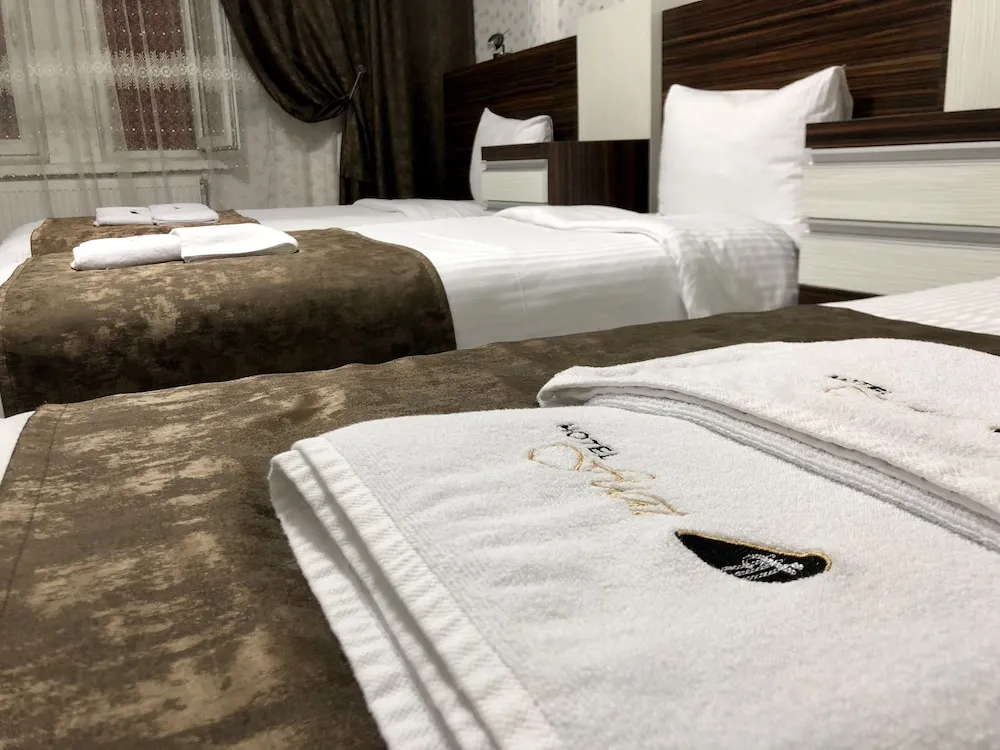 Standard Üç Kişilik Oda, Şehir Manzaralı