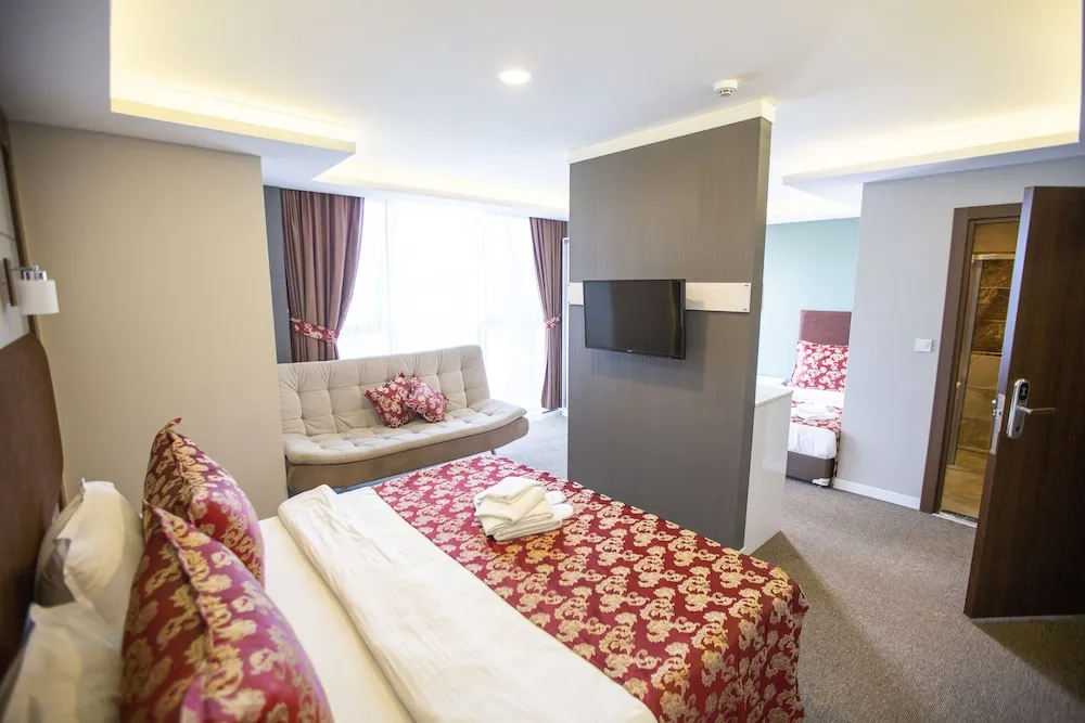 Deluxe Üç Kişilik Oda, Deniz Manzaralı