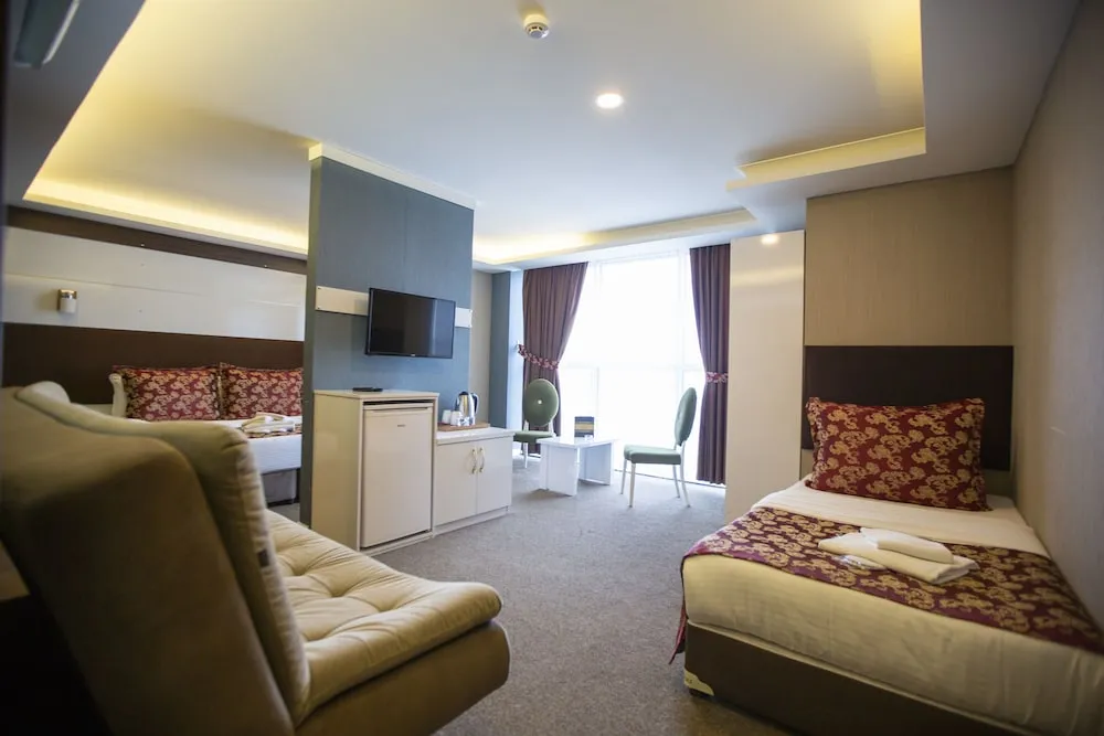 Deluxe Üç Kişilik Oda, Deniz Manzaralı