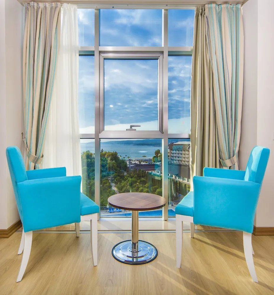 Resort Family Room