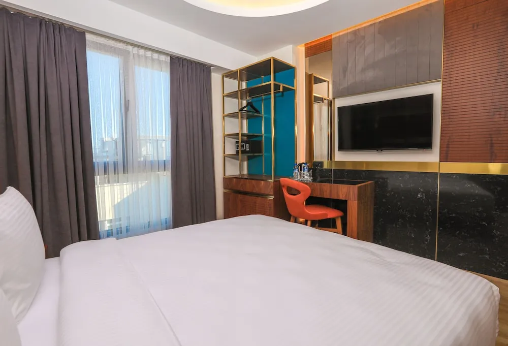 Premier Tek Büyük Yataklı Oda