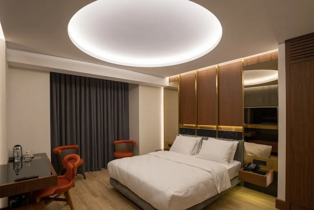 Superior Tek Büyük Yataklı Oda