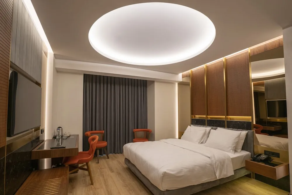 Superior Tek Büyük Yataklı Oda