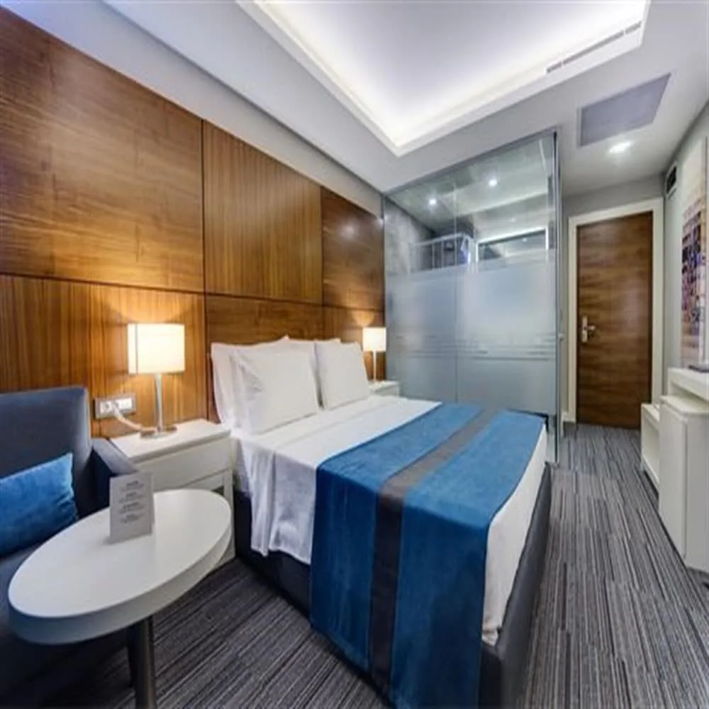 Deluxe Tek Büyük Yataklı Oda, Şehir Manzaralı