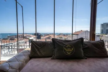 Holiday Business Otel