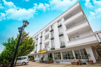 Andalouse Suite Hotel