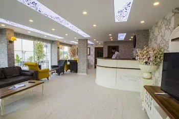 Andalouse Suite Hotel