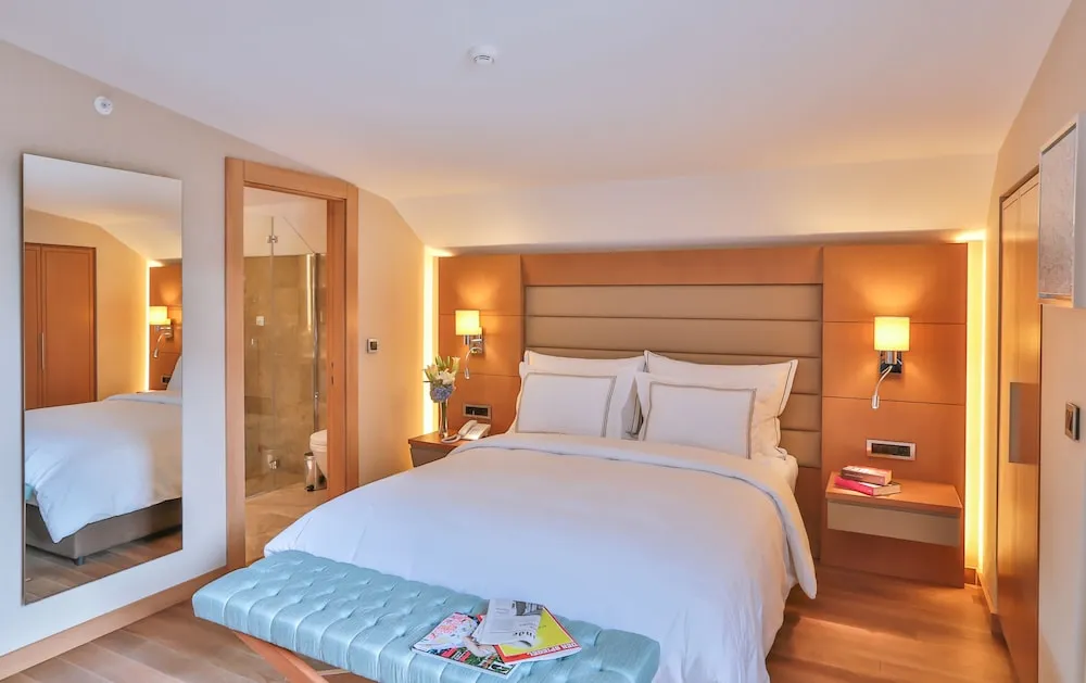 Çatı Katı Süiti (Penthouse), Balkon