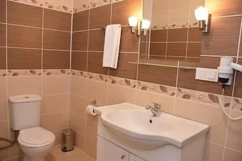 Jura Hotels Altınoluk Thermal