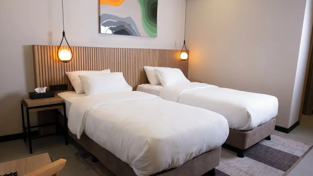 STANDARD TWIN ROOM