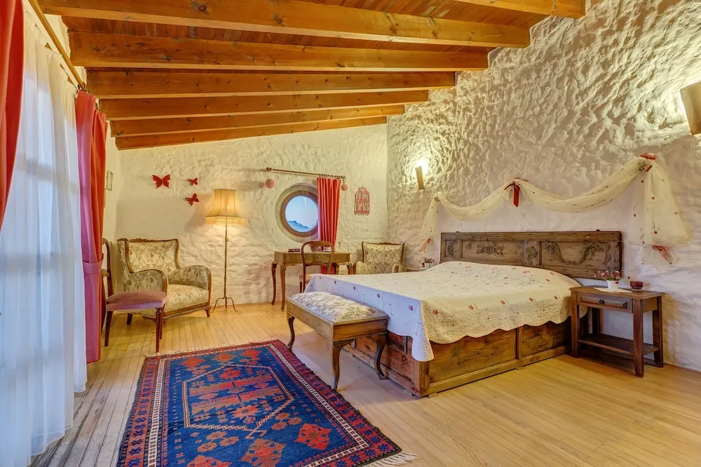 Honeymoon Çatı Katı Süiti (Penthouse), Küvet