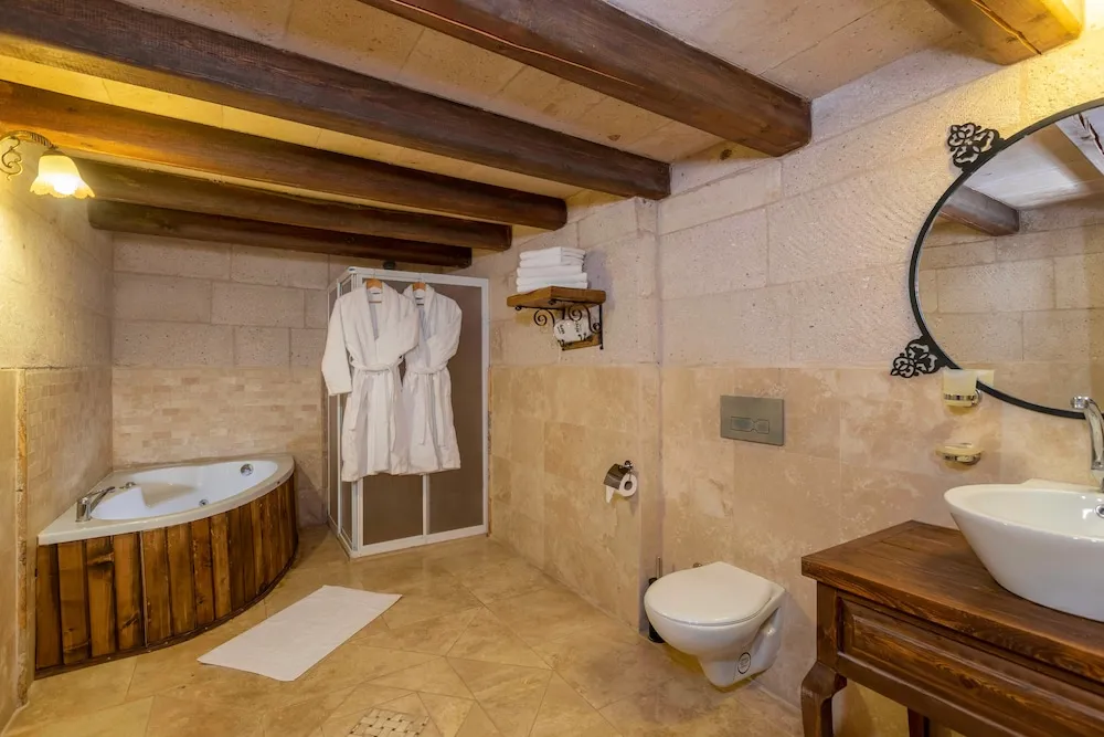 Deluxe Oda, 1 Yatak Odası, Sigara İçilmez, Sıcak Su Küveti (Kemer / Arch)
