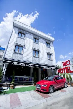 Express Inci Airport Hotel