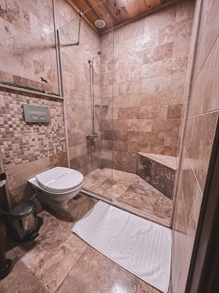 Tek Büyük Yataklı Oda, Manzarasız (Stone)